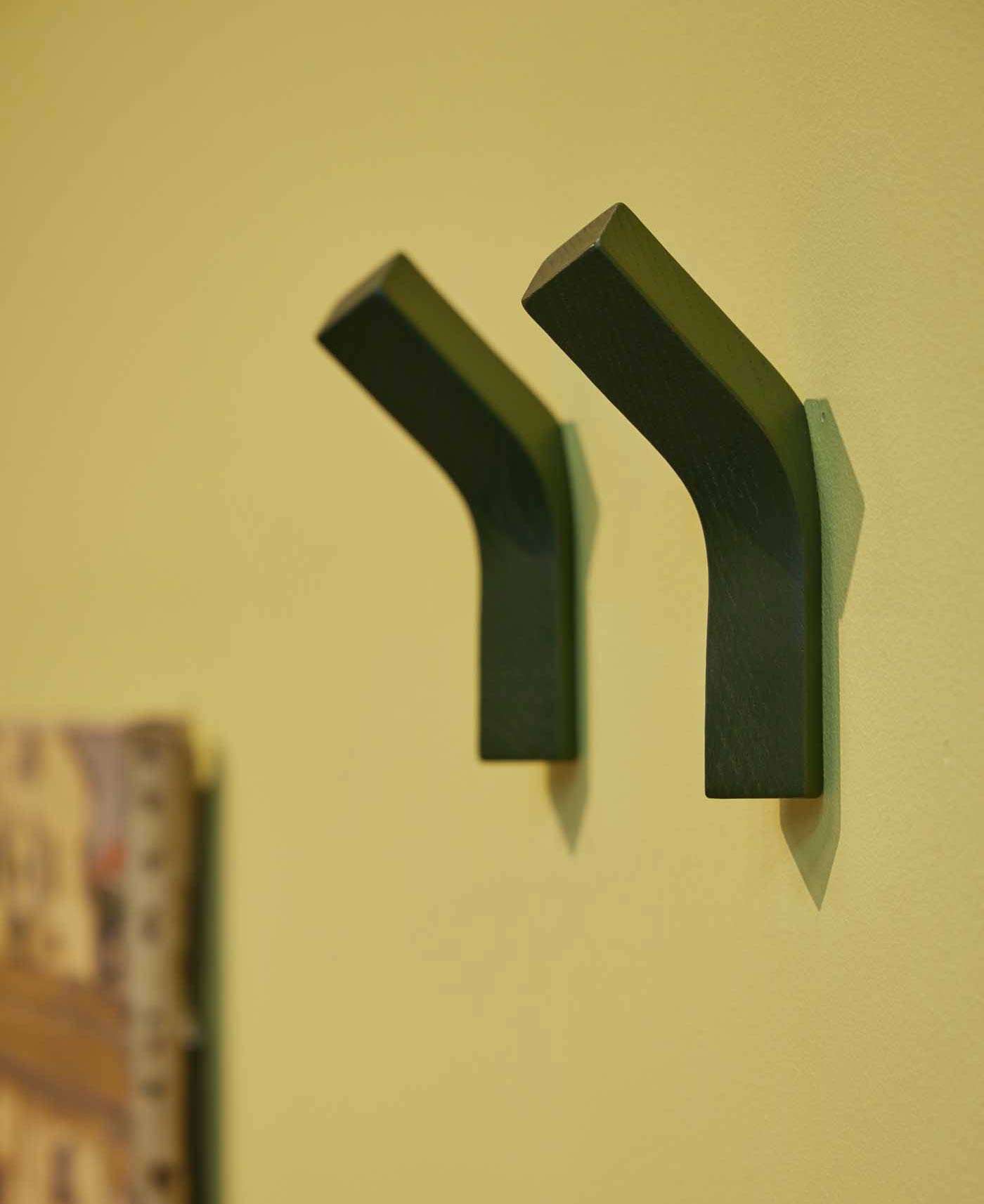 Patere-chene-massif-dilindan-Alki-Design-Iratzoki-Studio-11